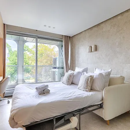 De Luxe Arc De Triomphe Lejlighed